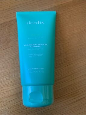 Skinfix Azelaic Acid BHA/AHA Cleanser - 148ml - new!
